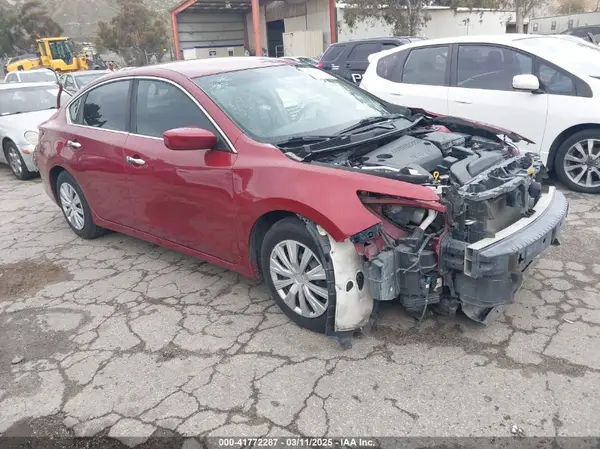 1N4AL3AP7GC225779 2016 NISSAN ALTIMA - Image 1