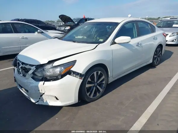 1N4AL3AP7GC231629 2016 NISSAN ALTIMA - Image 2