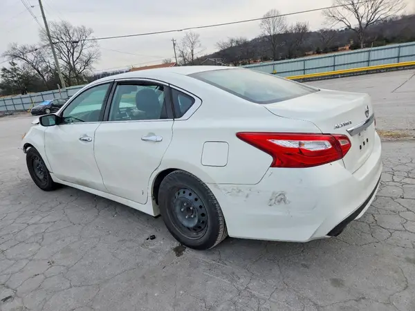 1N4AL3AP7GC237401 2016 NISSAN ALTIMA - Image 2