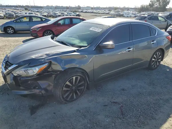 1N4AL3AP7GC239245 2016 NISSAN ALTIMA - Image 1