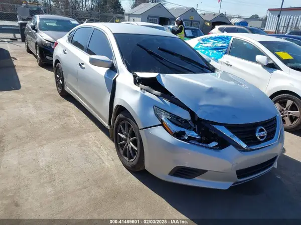 1N4AL3AP7GC242565 2016 NISSAN ALTIMA - Image 1