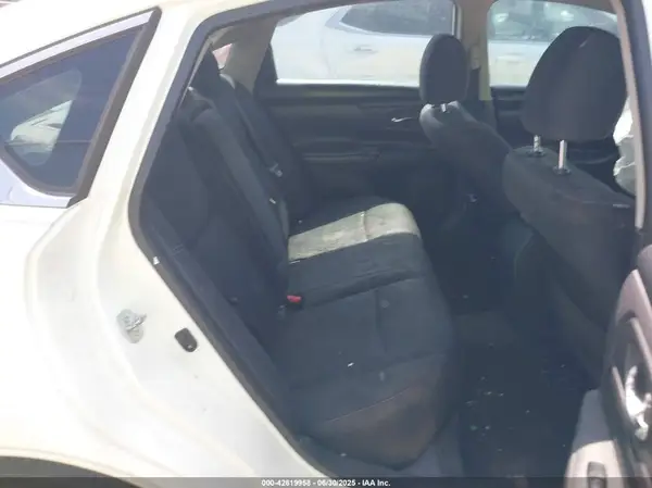 1N4AL3AP7GC242839 2016 NISSAN ALTIMA - Image 8
