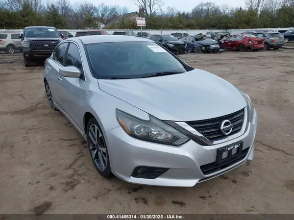 1N4AL3AP7GC248723 2016 NISSAN ALTIMA - Image 1