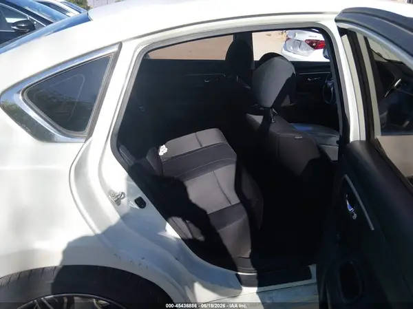 1N4AL3AP7GC254778 2016 NISSAN ALTIMA - Image 8