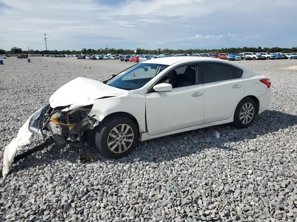 1N4AL3AP7GC255896 2016 NISSAN ALTIMA - Image 1