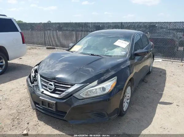 1N4AL3AP7GC256191 2016 NISSAN ALTIMA - Image 2