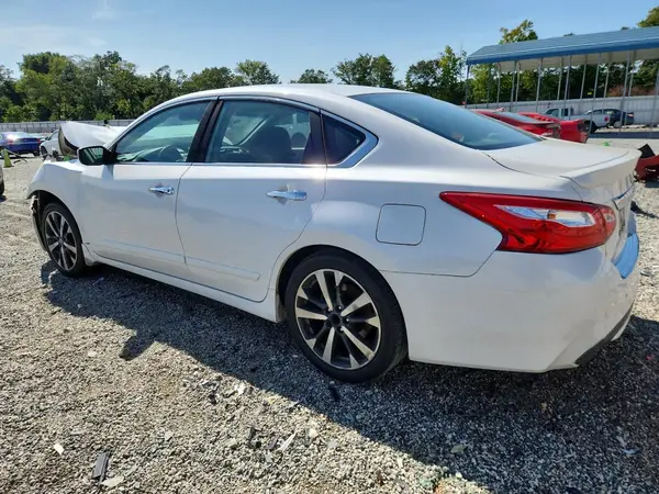 1N4AL3AP7GC256725 2016 NISSAN ALTIMA - Image 2