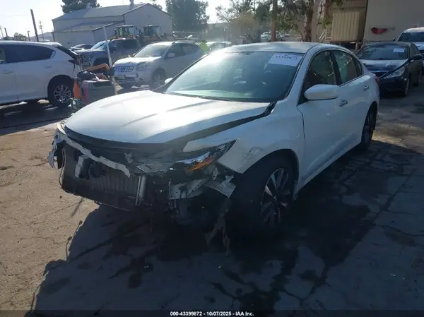 1N4AL3AP7GC258751 2016 NISSAN ALTIMA - Image 2