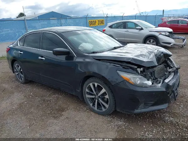 1N4AL3AP7GC264291 2016 NISSAN ALTIMA - Image 1