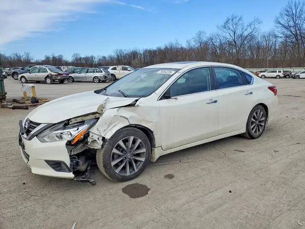 1N4AL3AP7GC267093 2016 NISSAN ALTIMA - Image 1