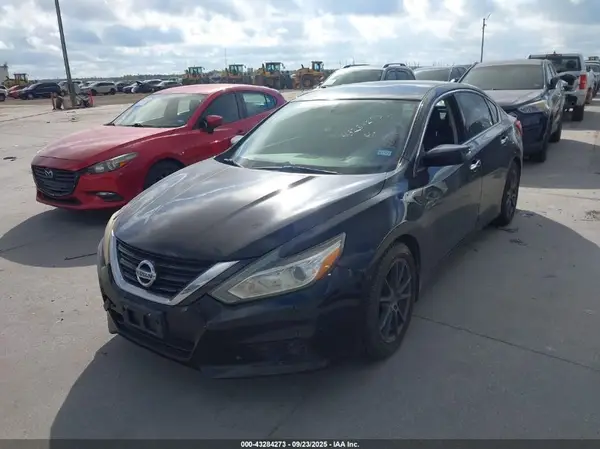 1N4AL3AP7GC267417 2016 NISSAN ALTIMA - Image 2