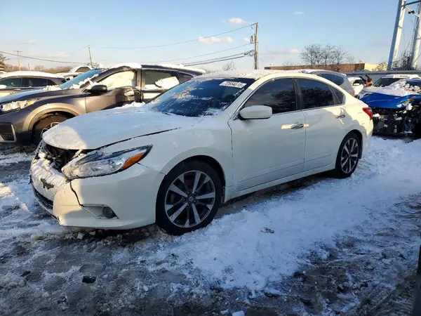 1N4AL3AP7GC268678 2016 NISSAN ALTIMA - Image 1