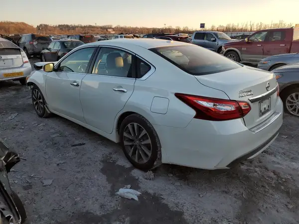 1N4AL3AP7GC272777 2016 NISSAN ALTIMA - Image 2