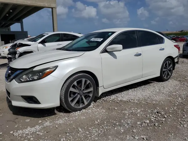 1N4AL3AP7GC276084 2016 NISSAN ALTIMA - Image 1