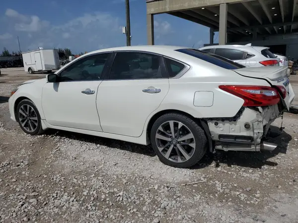 1N4AL3AP7GC276084 2016 NISSAN ALTIMA - Image 2