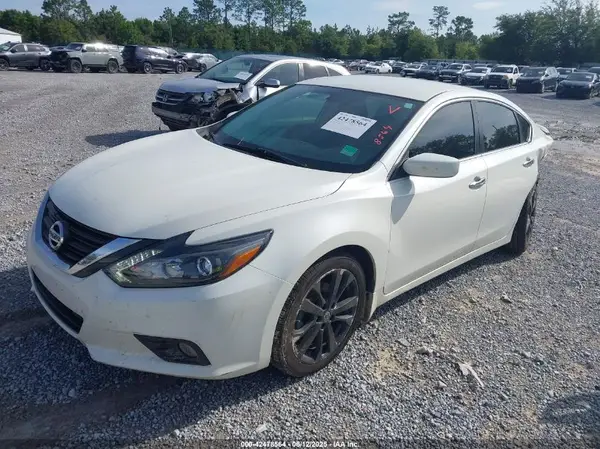 1N4AL3AP7GC282645 2016 NISSAN ALTIMA - Image 2