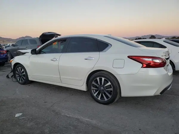 1N4AL3AP7GC283486 2016 NISSAN ALTIMA - Image 2