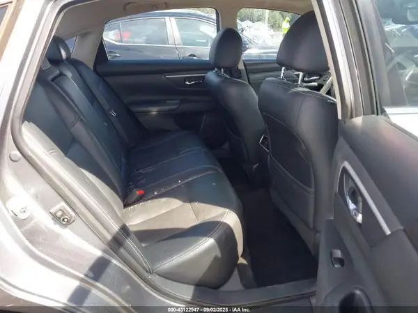 1N4AL3AP7GC284265 2016 NISSAN ALTIMA - Image 8