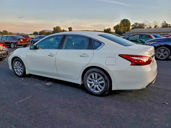 1N4AL3AP7GC286906 2016 NISSAN ALTIMA - Image 2