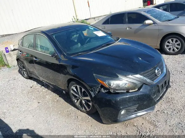 1N4AL3AP7GC287330 2016 NISSAN ALTIMA - Image 1