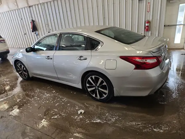 1N4AL3AP7GC288722 2016 NISSAN ALTIMA - Image 2