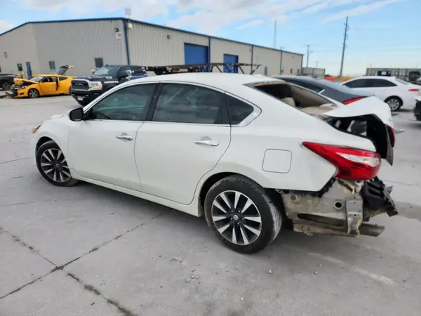 1N4AL3AP7GC293502 2016 NISSAN ALTIMA - Image 2