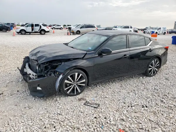 1N4AL3AP7GN310822 2016 NISSAN ALTIMA - Image 1