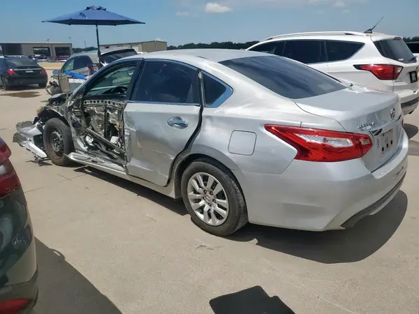 1N4AL3AP7GN328592 2016 NISSAN ALTIMA - Image 2