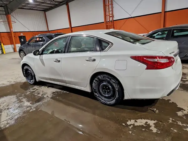 1N4AL3AP7GN345988 2016 NISSAN ALTIMA - Image 2