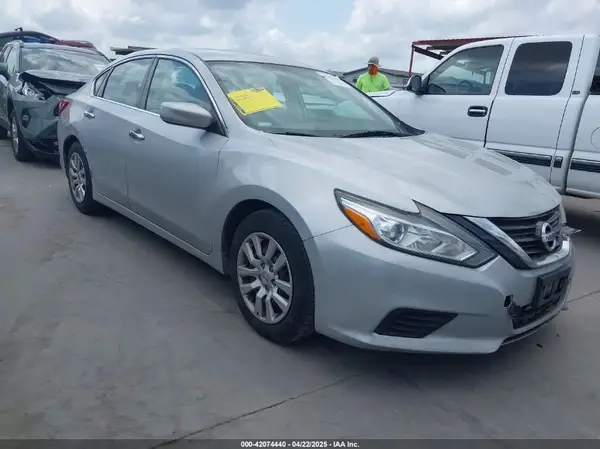 1N4AL3AP7GN349989 2016 NISSAN ALTIMA - Image 1