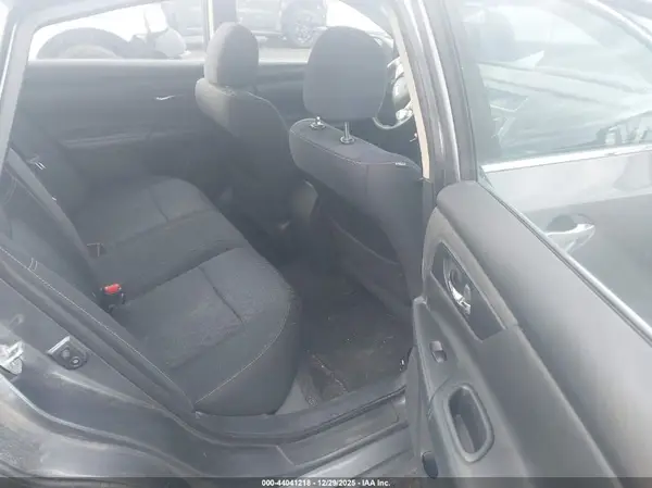 1N4AL3AP7GN357591 2016 NISSAN ALTIMA - Image 8