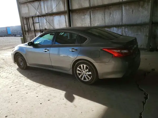 1N4AL3AP7GN359745 2016 NISSAN ALTIMA - Image 2