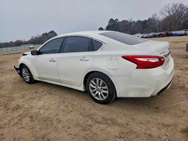 1N4AL3AP7GN359888 2016 NISSAN ALTIMA - Image 2