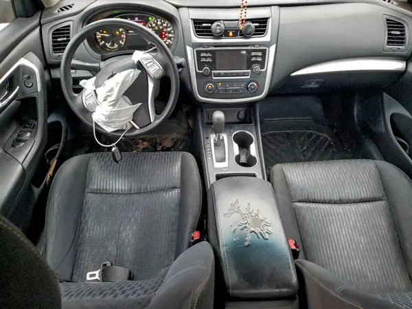 1N4AL3AP7GN384564 2016 NISSAN ALTIMA - Image 8