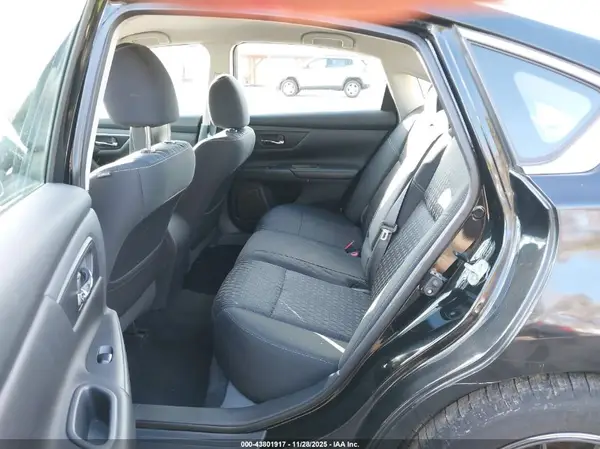 1N4AL3AP7GN389831 2016 NISSAN ALTIMA - Image 8