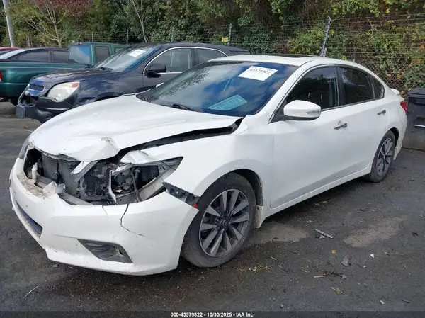 1N4AL3AP7HC108785 2017 NISSAN ALTIMA - Image 2
