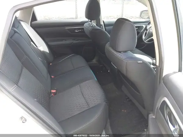 1N4AL3AP7HC108785 2017 NISSAN ALTIMA - Image 8
