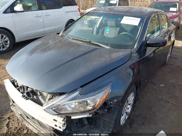 1N4AL3AP7HC111265 2017 NISSAN ALTIMA - Image 2