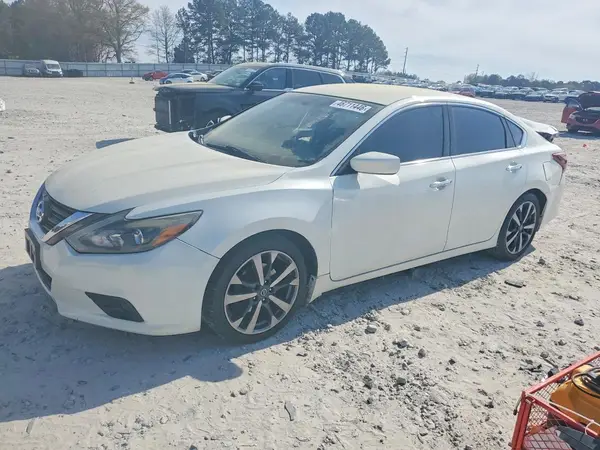 1N4AL3AP7HC111329 2017 NISSAN ALTIMA - Image 1