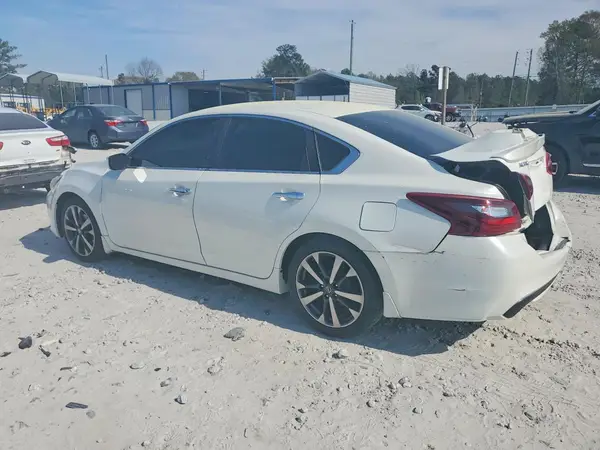1N4AL3AP7HC111329 2017 NISSAN ALTIMA - Image 2