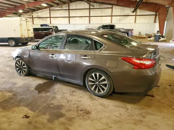 1N4AL3AP7HC112173 2017 NISSAN ALTIMA - Image 2
