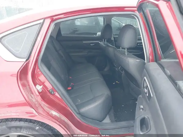 1N4AL3AP7HC113761 2017 NISSAN ALTIMA - Image 8