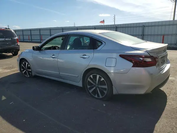 1N4AL3AP7HC115896 2017 NISSAN ALTIMA - Image 2