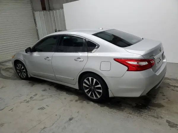1N4AL3AP7HC116868 2017 NISSAN ALTIMA - Image 2