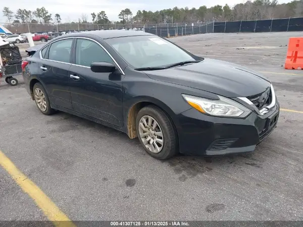 1N4AL3AP7HC120144 2017 NISSAN ALTIMA - Image 1