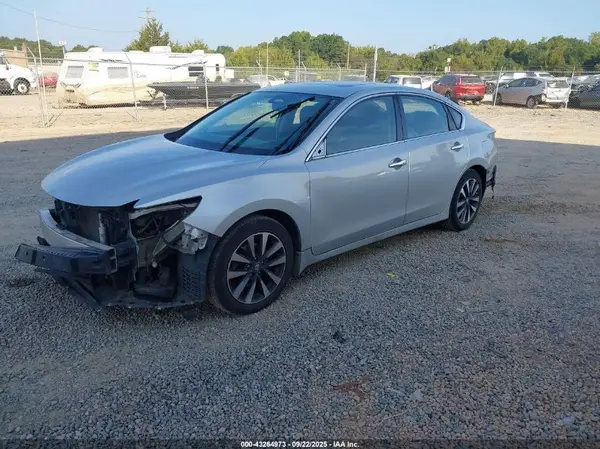 1N4AL3AP7HC120306 2017 NISSAN ALTIMA - Image 2