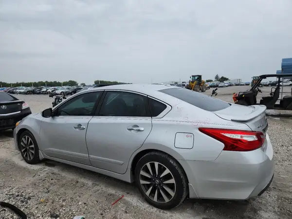 1N4AL3AP7HC122024 2017 NISSAN ALTIMA - Image 2