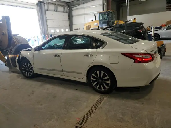 1N4AL3AP7HC125926 2017 NISSAN ALTIMA - Image 2
