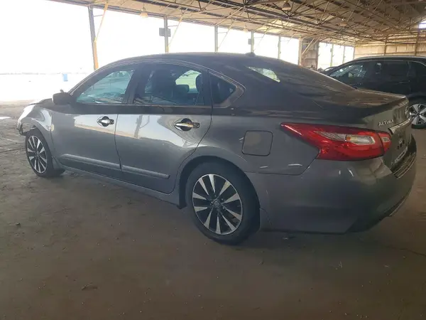 1N4AL3AP7HC131306 2017 NISSAN ALTIMA - Image 2
