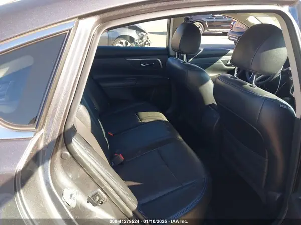 1N4AL3AP7HC133329 2017 NISSAN ALTIMA - Image 8